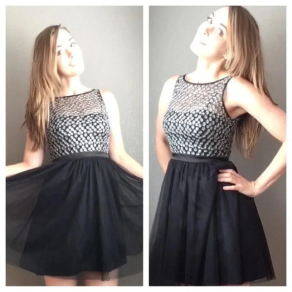 NYE Aqua formal Black and silver dress - Picture 4 of 6